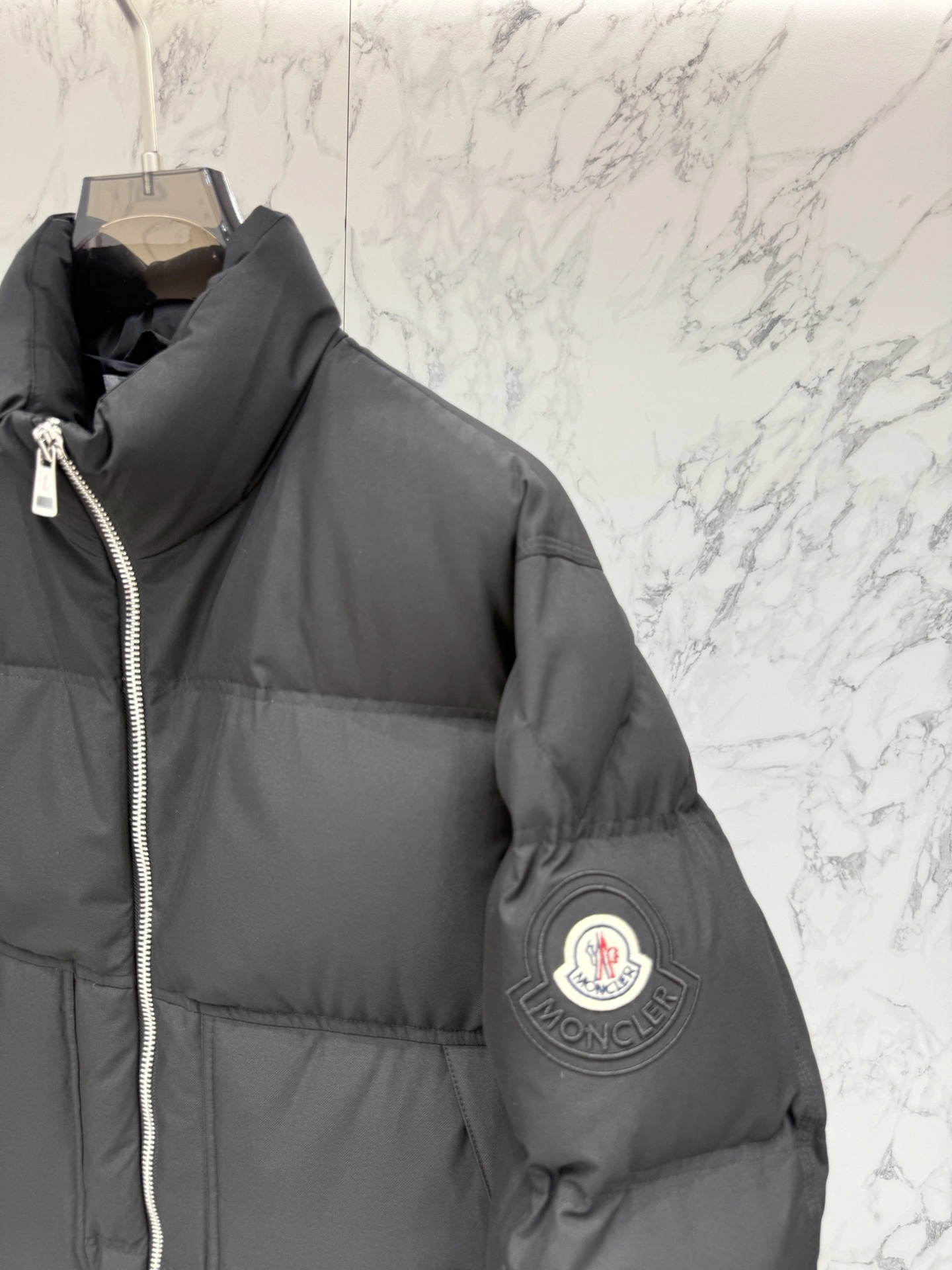wg.luxury-- 7o9385r Down jacket item:E-F501J1031H